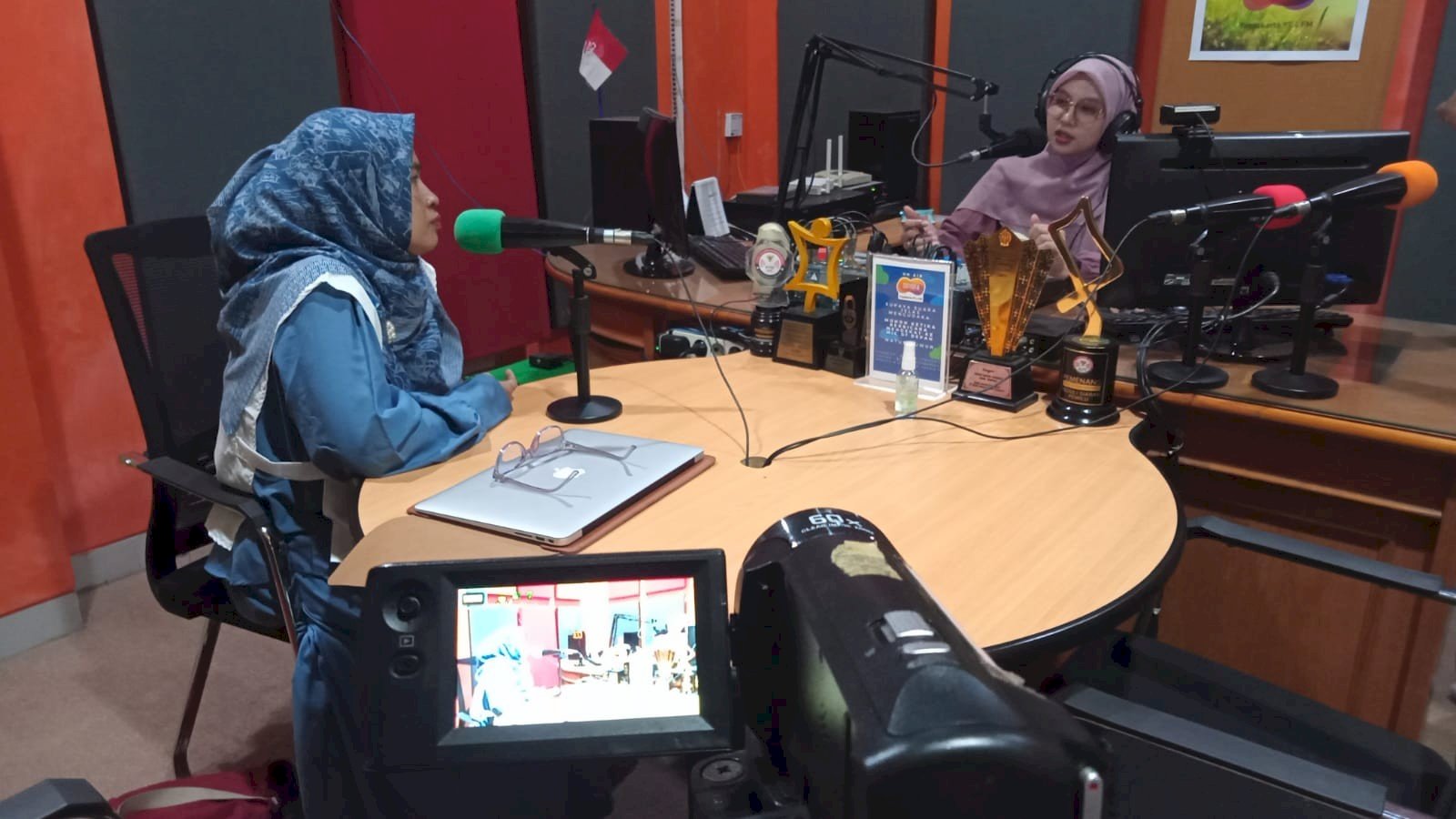 Peneliti ISLaMS Jadi Pemateri Talkshow Radio, Bahas Realitas Kawin Pesanan di Singkawang