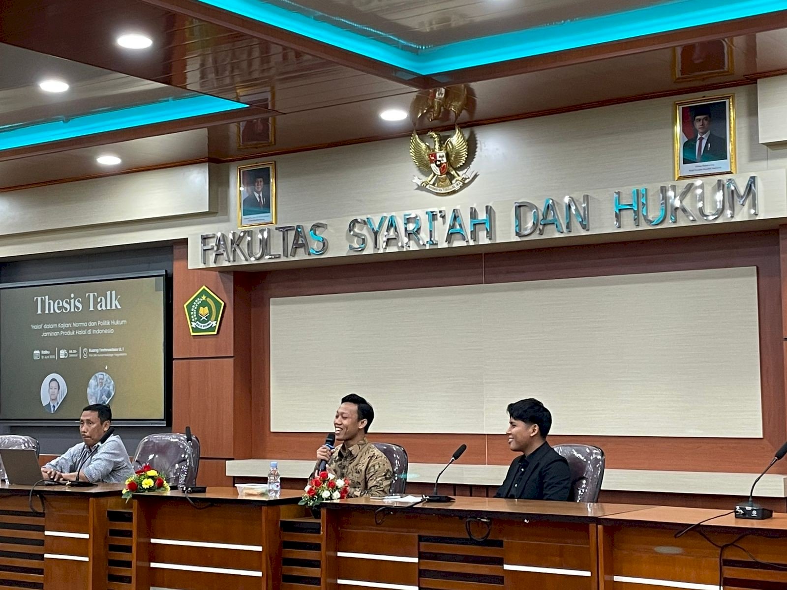 Kajian dan Diskusi Forum Thesis-Talk: Menumbuhkan Kesadaran Budaya Produk Halal di Indonesia